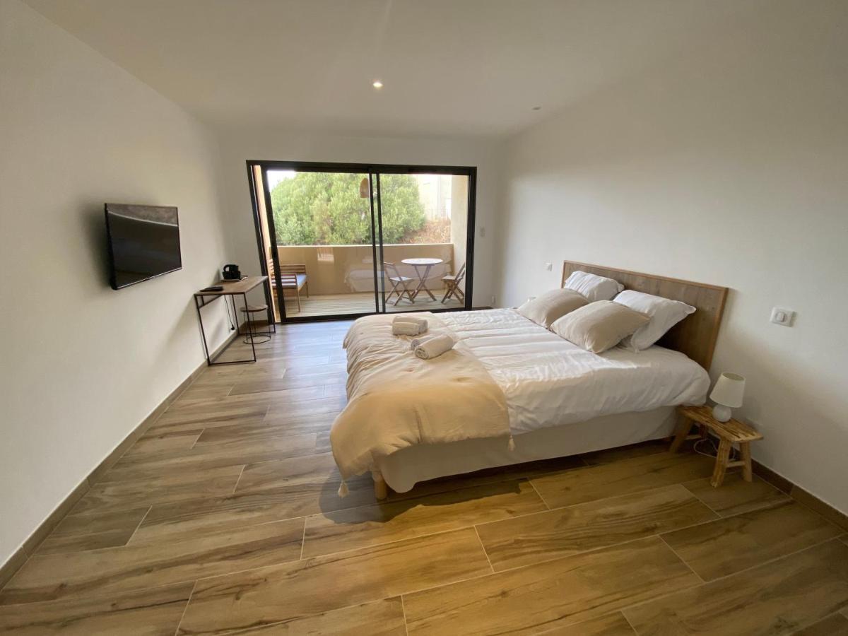 Bed and Breakfast Casa Josephine à Serra-di-Ferro  Extérieur photo