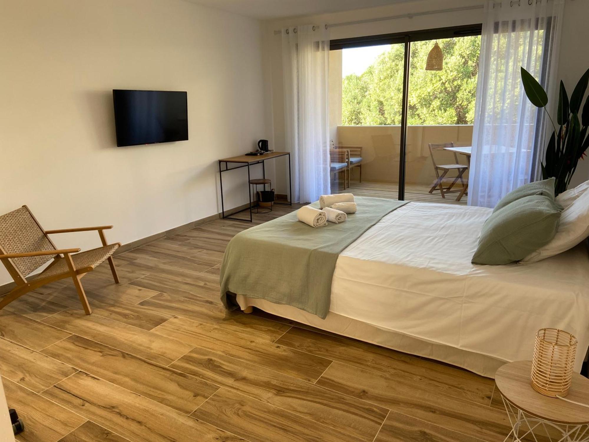 Bed and Breakfast Casa Josephine à Serra-di-Ferro  Extérieur photo